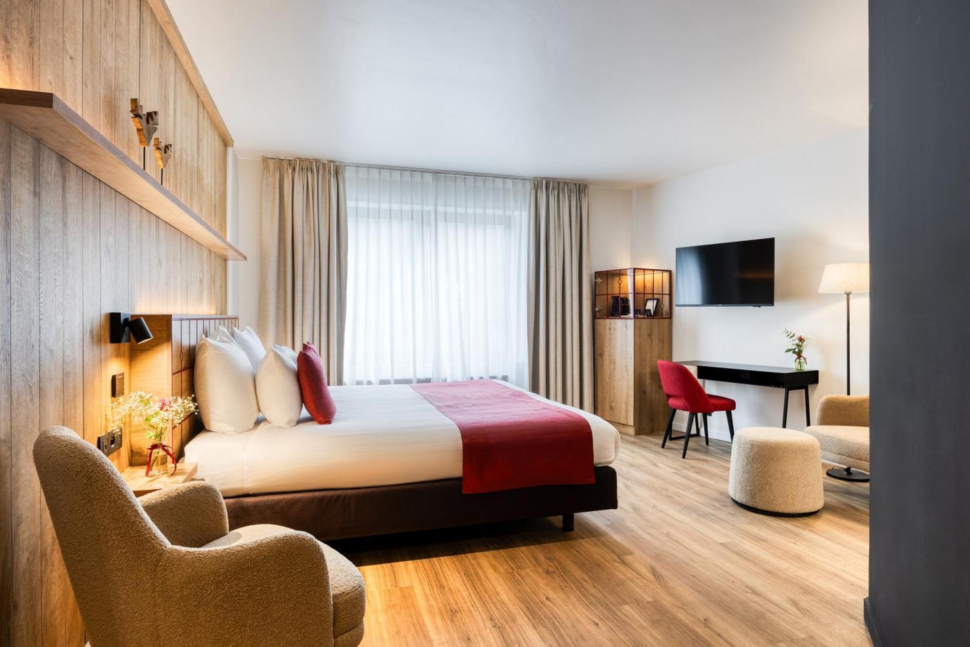הופליזה Hotel Du Commerce מראה חיצוני תמונה